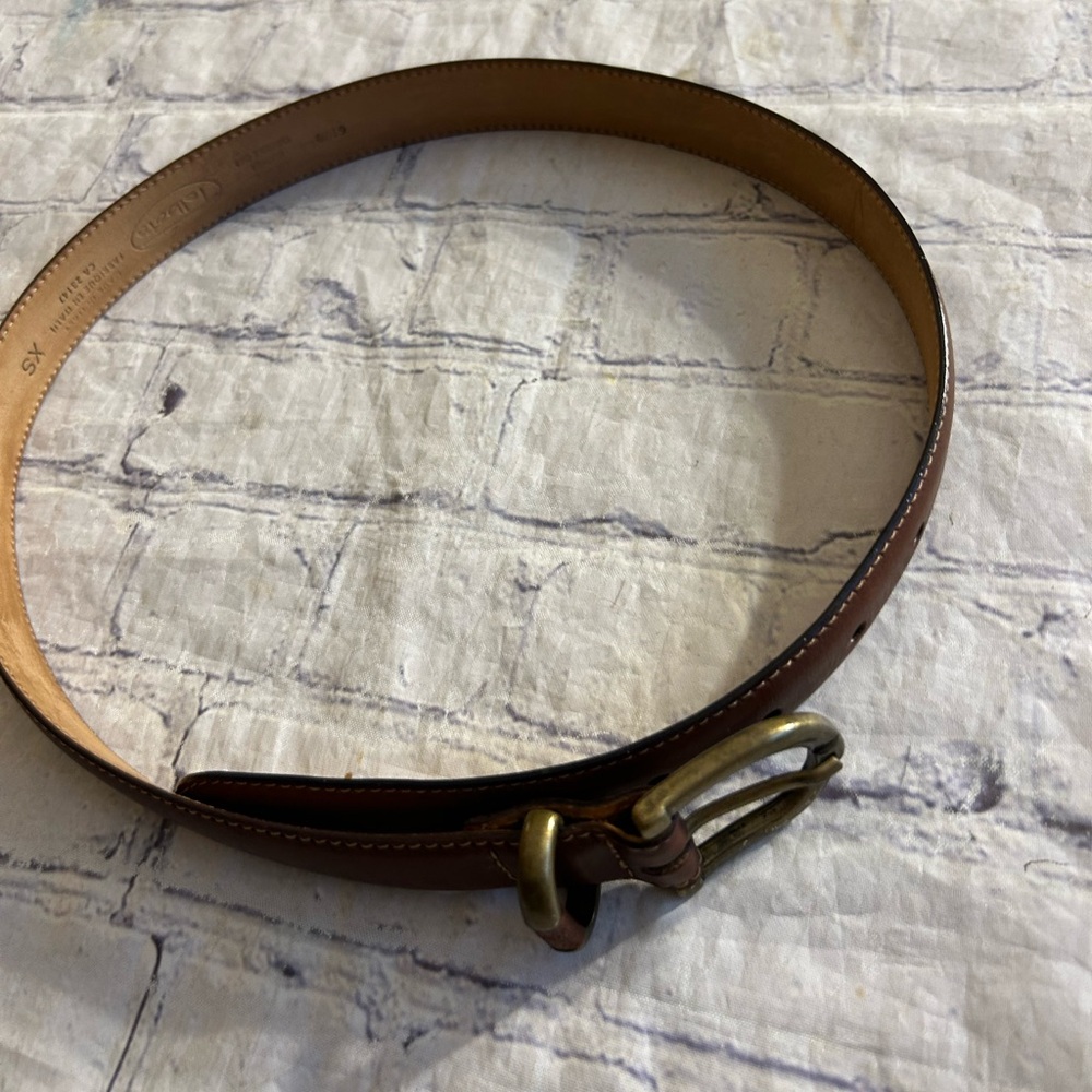 TALBOTS GENUINE LEATHER BROWN MADE IN ITALY BRASS LIKE BUCKLE BELT SIZE XS
